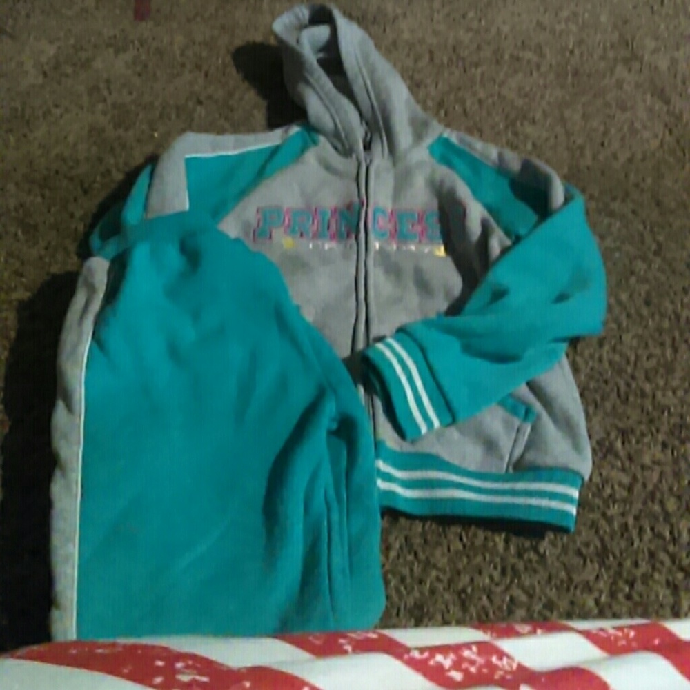 Sweatsuit